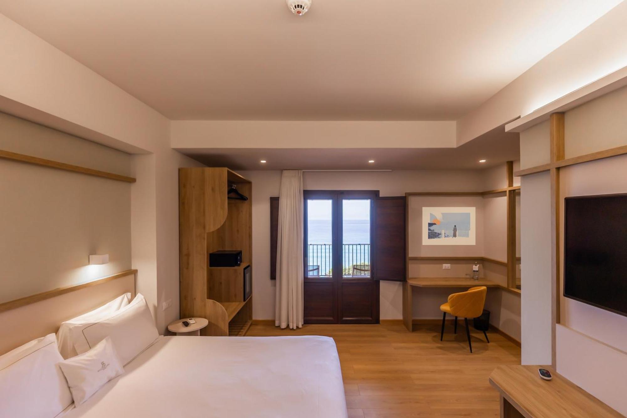 Rocca Della Sena Hotel 4*